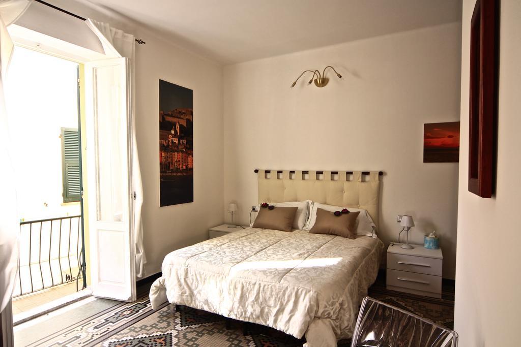 Camere Fontanavecchia Vernazza Ruang foto